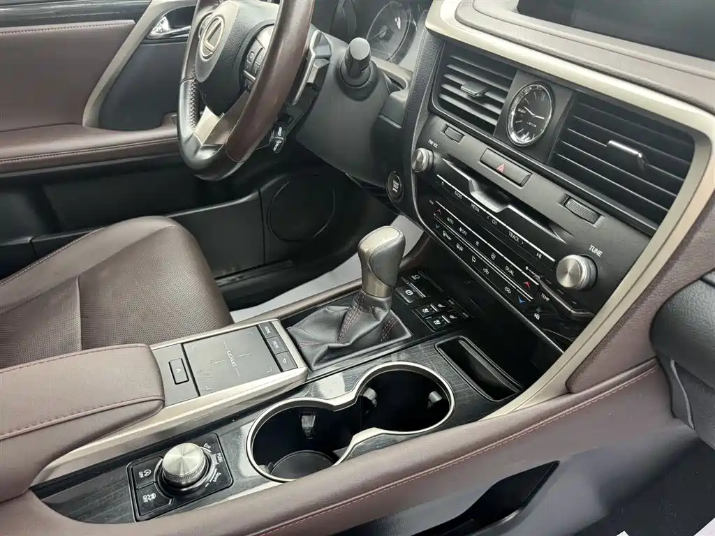 LEXUS RX