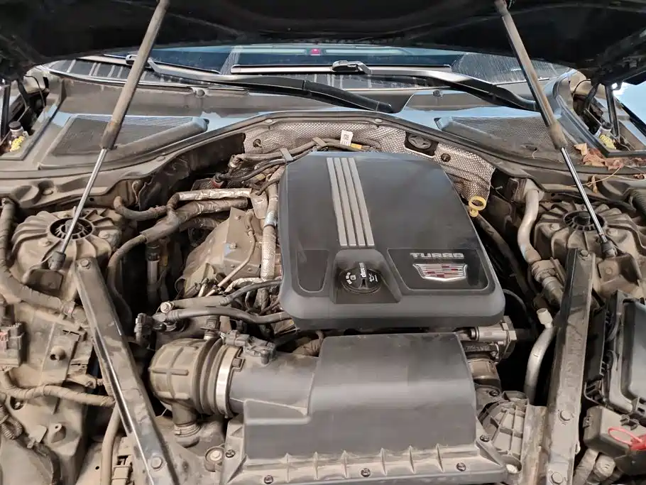 Фото 10 - Cadillac CT6