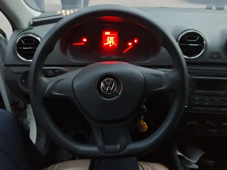 Volkswagen Jetta 2019 2019 Dream Edition 1.4L Manual Fashion