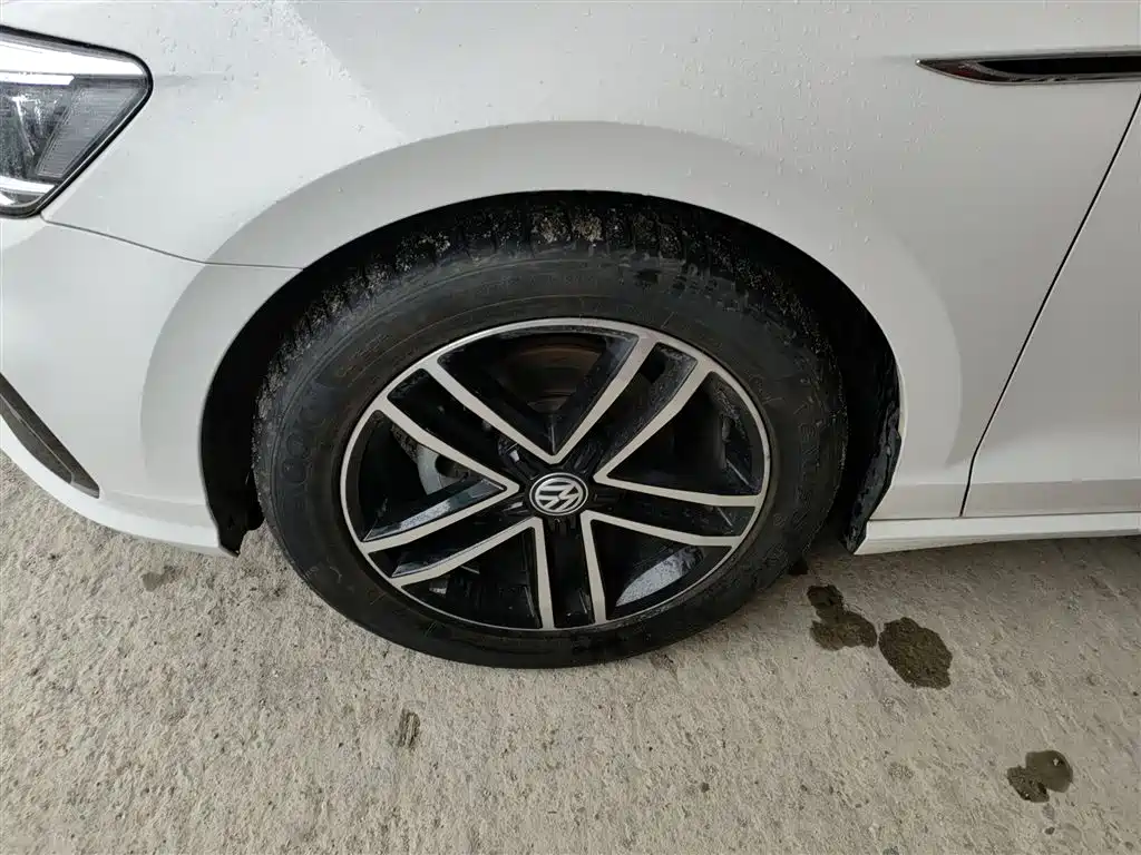 Volkswagen Lamando 2021 Facelift 280TSI DSG Comfort Edition фото 23
