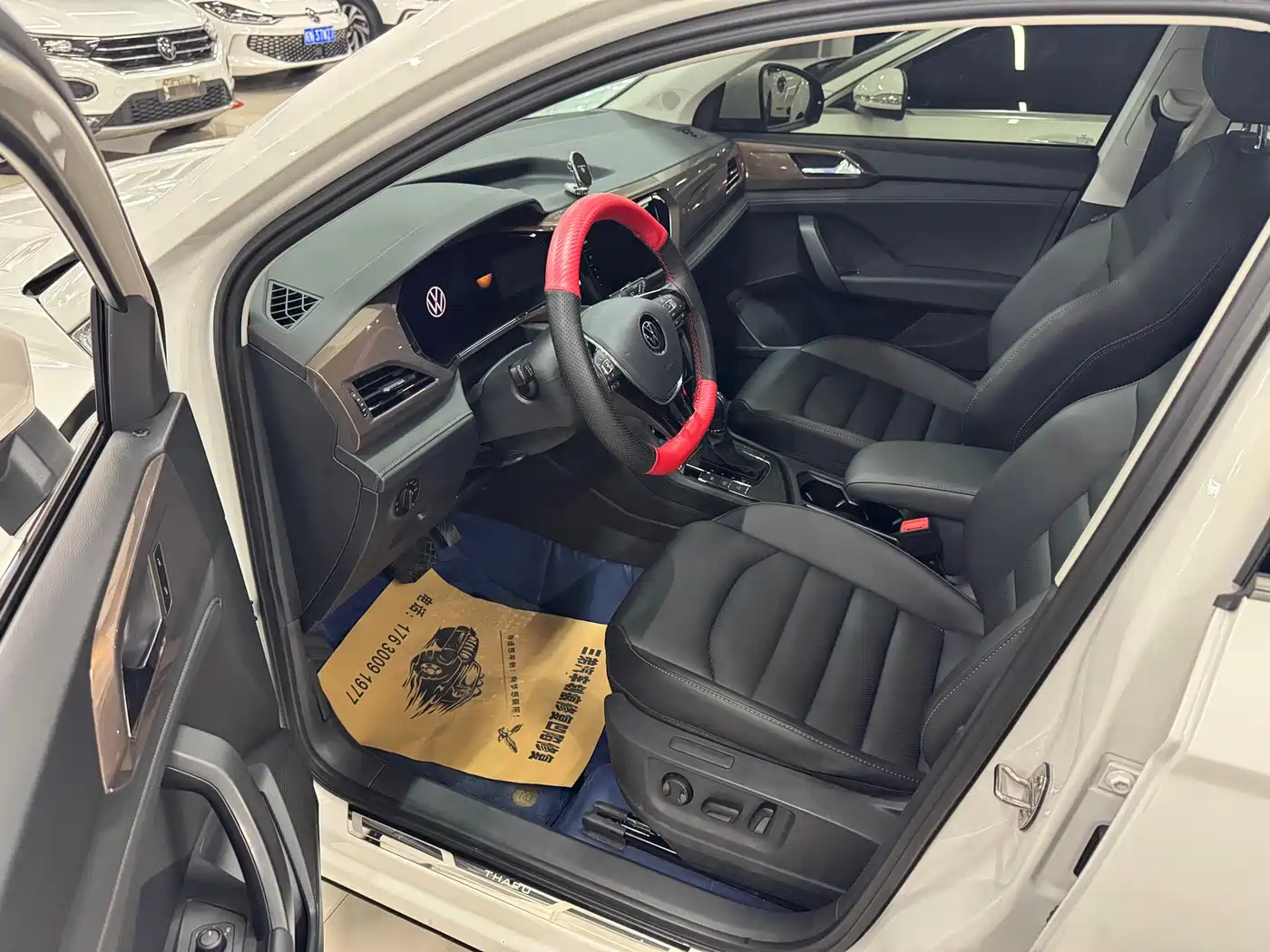 Volkswagen Tharu 2022 280TSI FWD Luxury Edition фото 4
