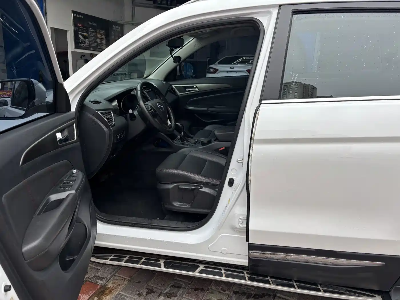 Фото 9 - Changan CS75