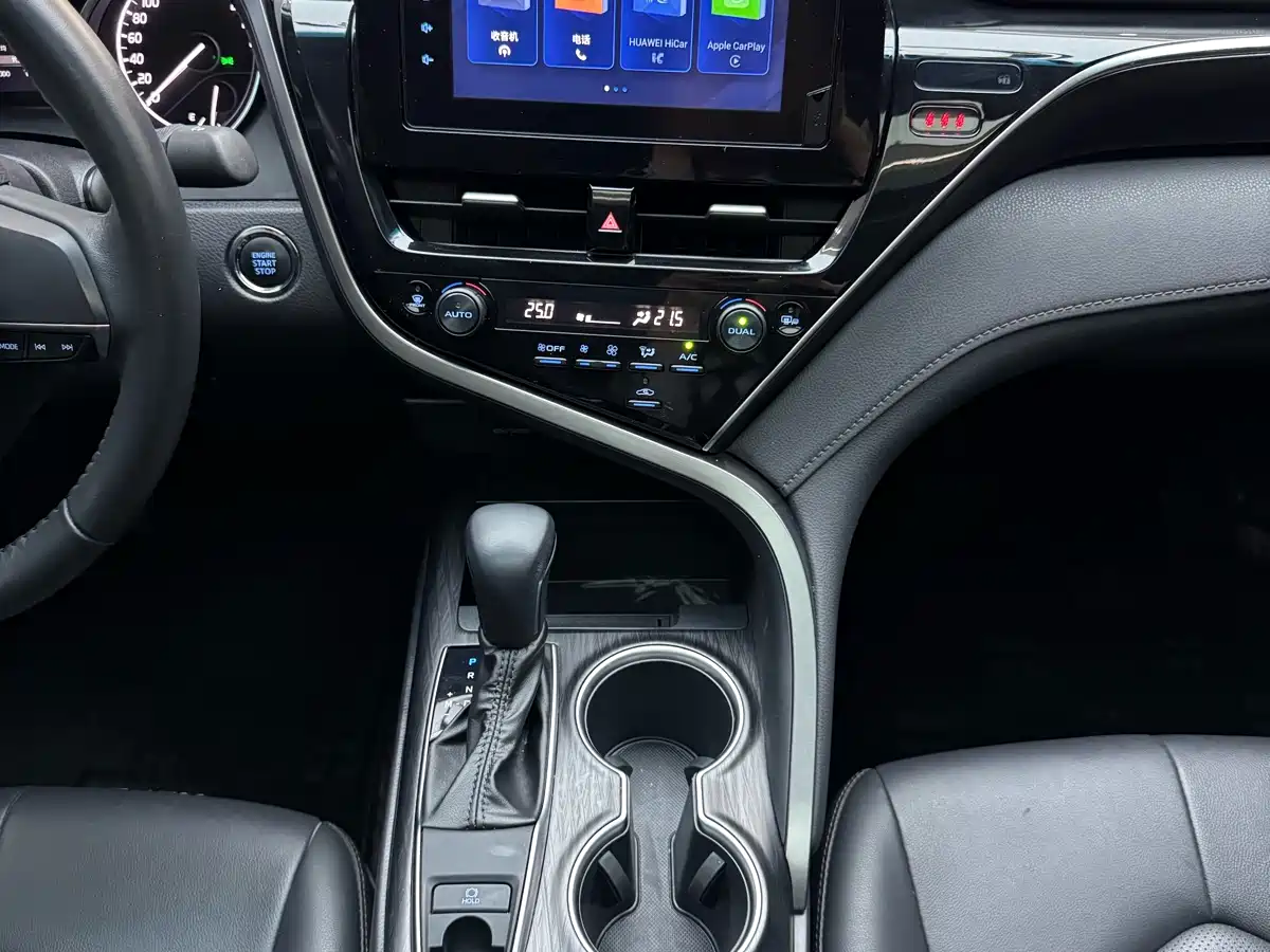 Toyota Camry 2023 2.0GVP Leading Edition фото 17