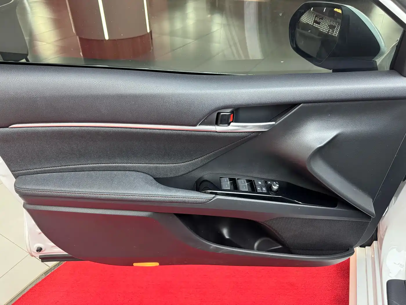 Toyota Camry 2023 2.0GVP Leading Edition фото 11