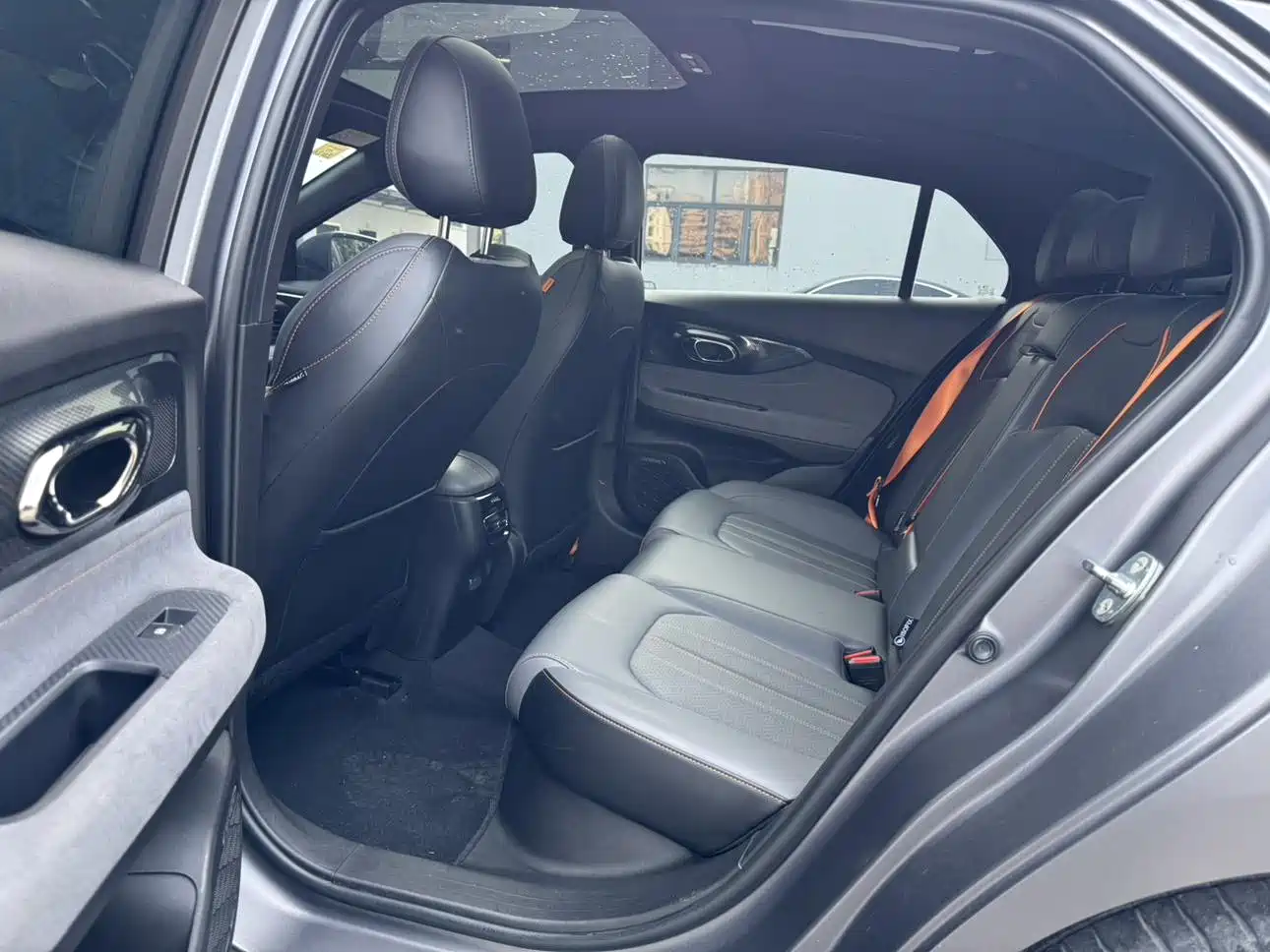GAC Trumpchi Trumpchi Emkoo 2022 270T DCT J16 R-style Track Edition фото 6