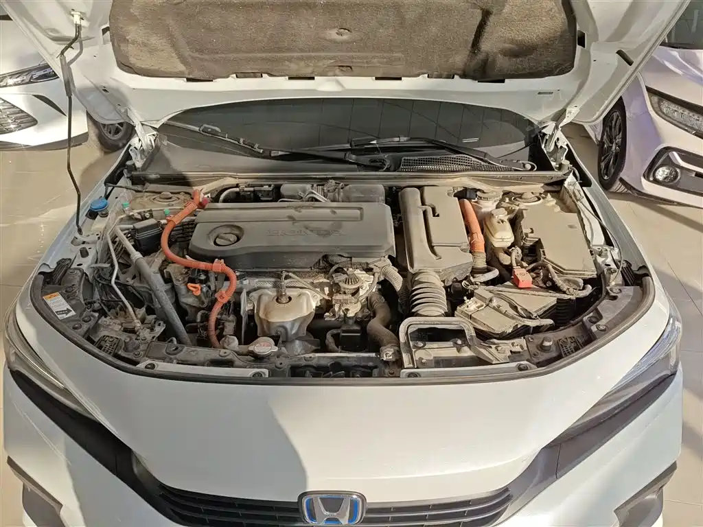 Фото 20 - Honda Civic