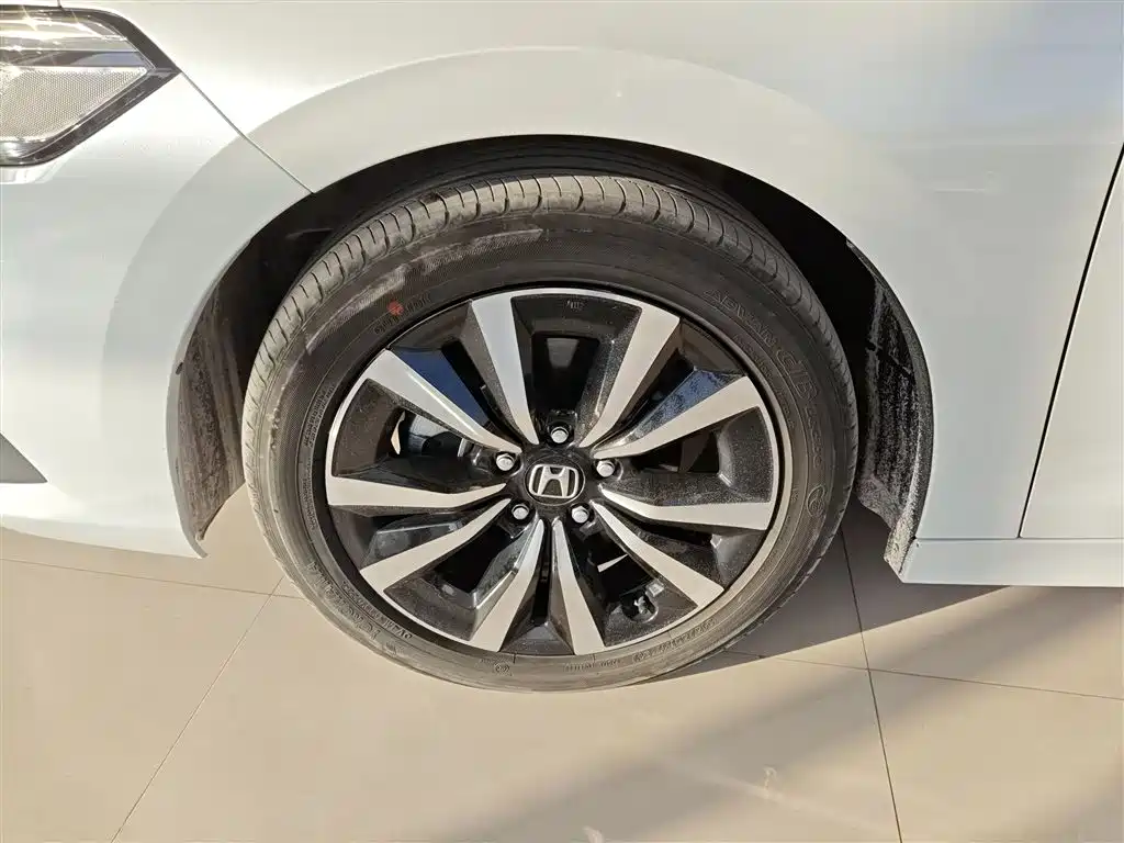 Фото 23 - Honda Civic