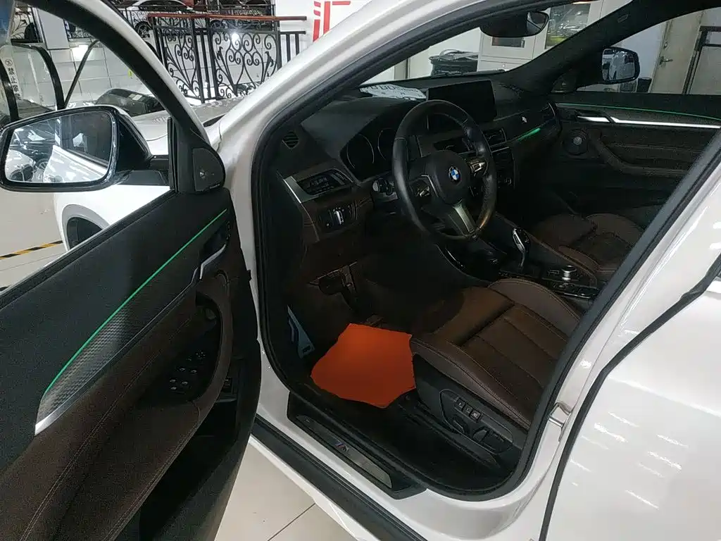 BMW X2 2020 2020 sDrive25i Premium M Off-Road Package