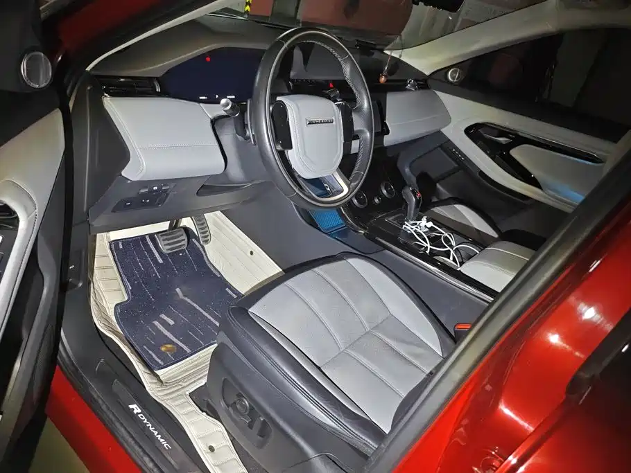 Photo 9 - Land Rover Range Rover Evoque