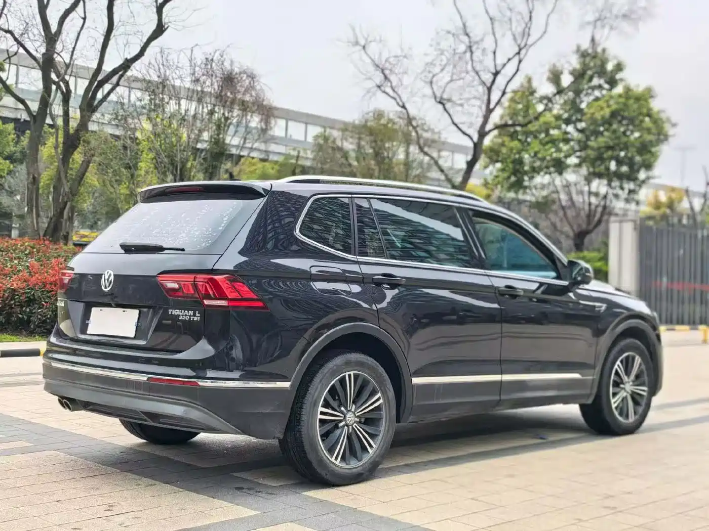 Volkswagen Tiguan L 2020 330TSI Auto 2WD Panorama Comfort China VI фото 9