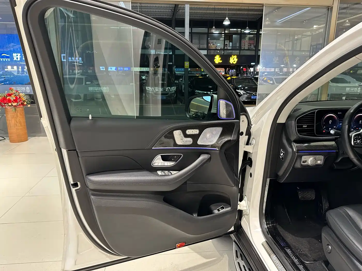 Mercedes-Benz GLE 2022 GLE 450 4MATIC Fashion фото 9