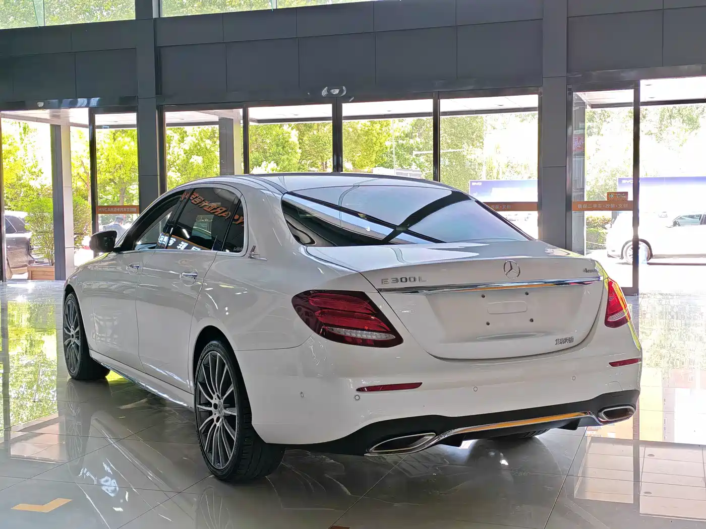 Mercedes-Benz E-Class 2018 Facelift E 200 L Sport 4MATIC фото 7