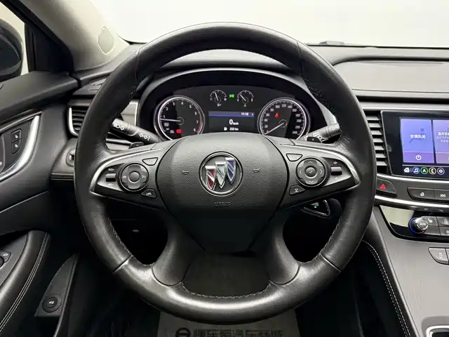 Buick LaCrosse 2022 552T Luxury фото 9