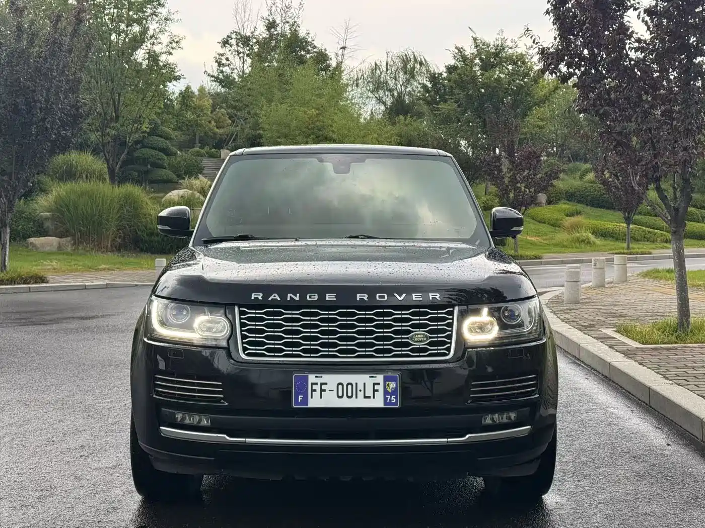 Фото 1 - Land Rover Range Rover