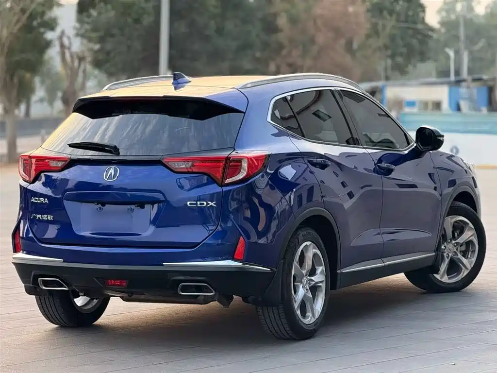 Фото 3 - Acura CDX