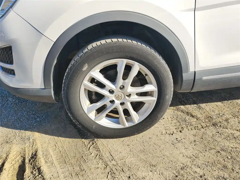 Baojun 560 2017 2016 1.8L Manual Value