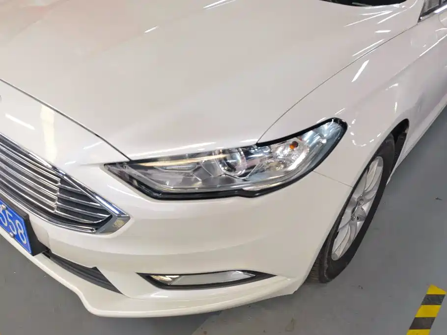 Фото 5 - Ford Mondeo
