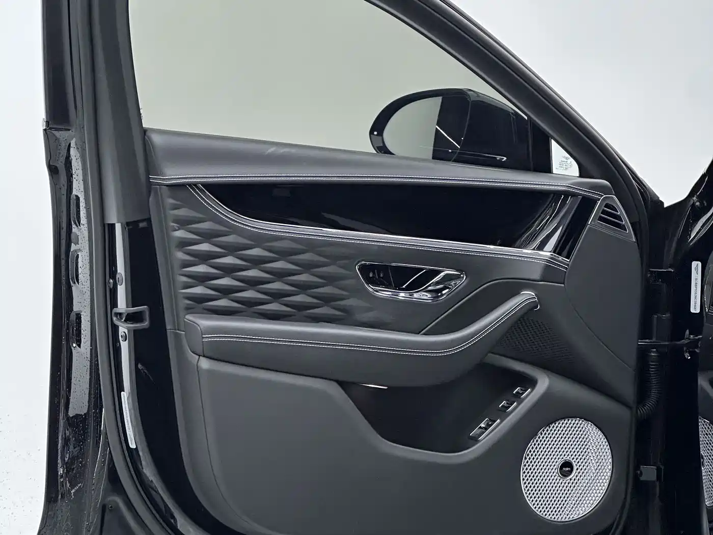 BENTLEY FLYING SPUR PLUG IN HYBRID