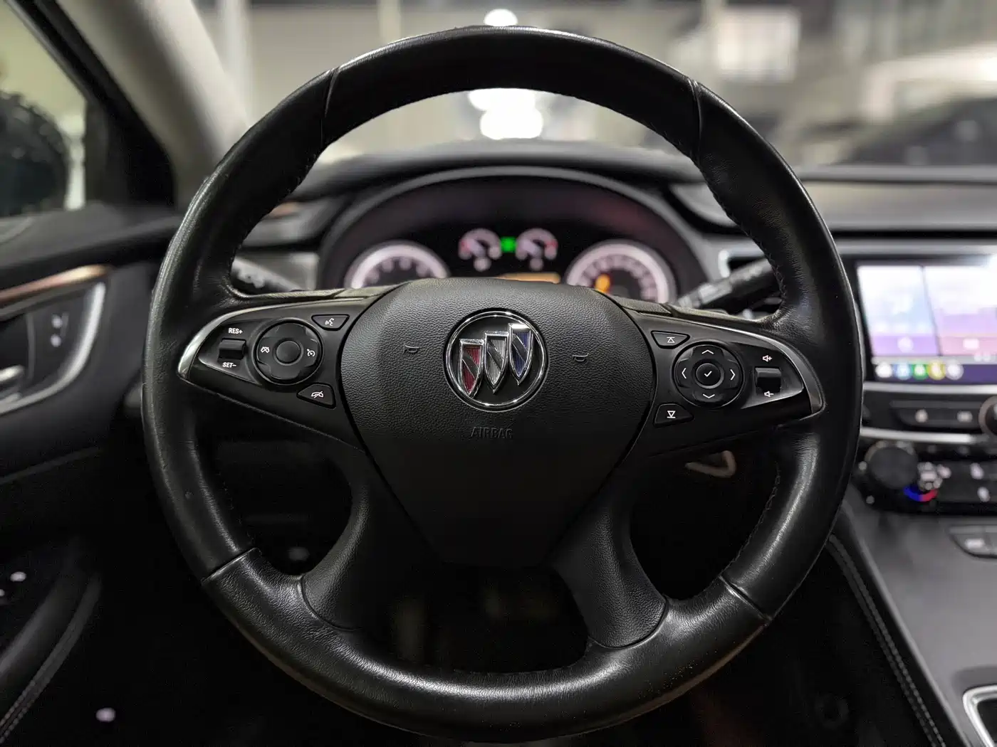 Фото 7 - Buick LaCrosse