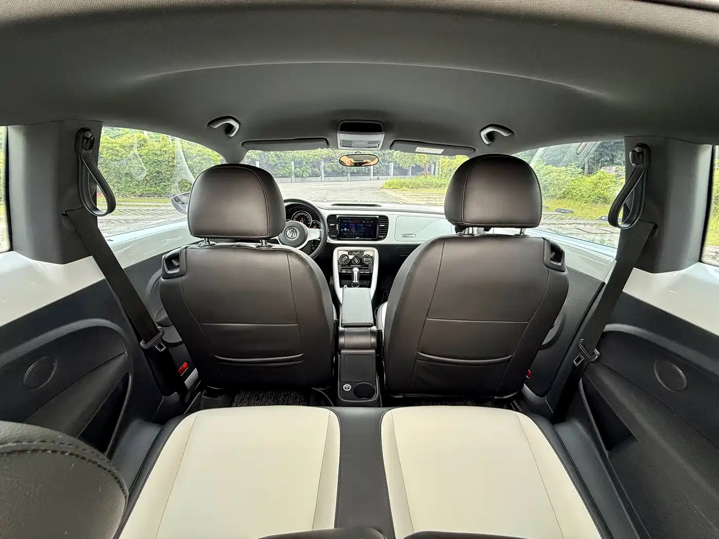 Volkswagen Beetle 2019 2018 180TSI Easy Joy Edition
