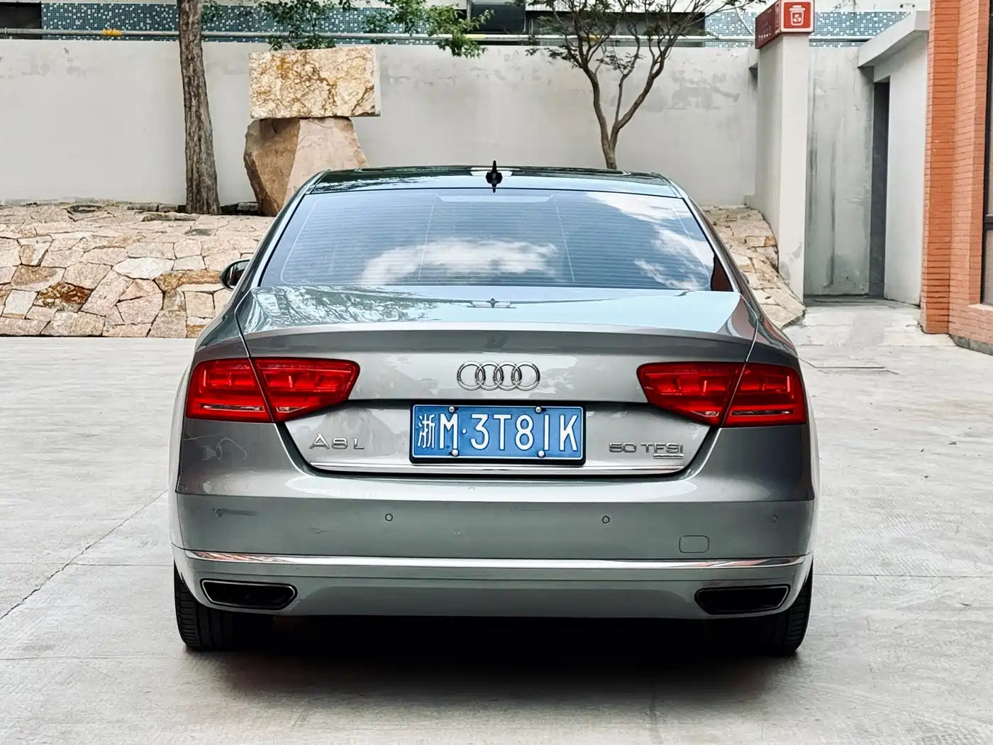 Фото 5 - Audi A8