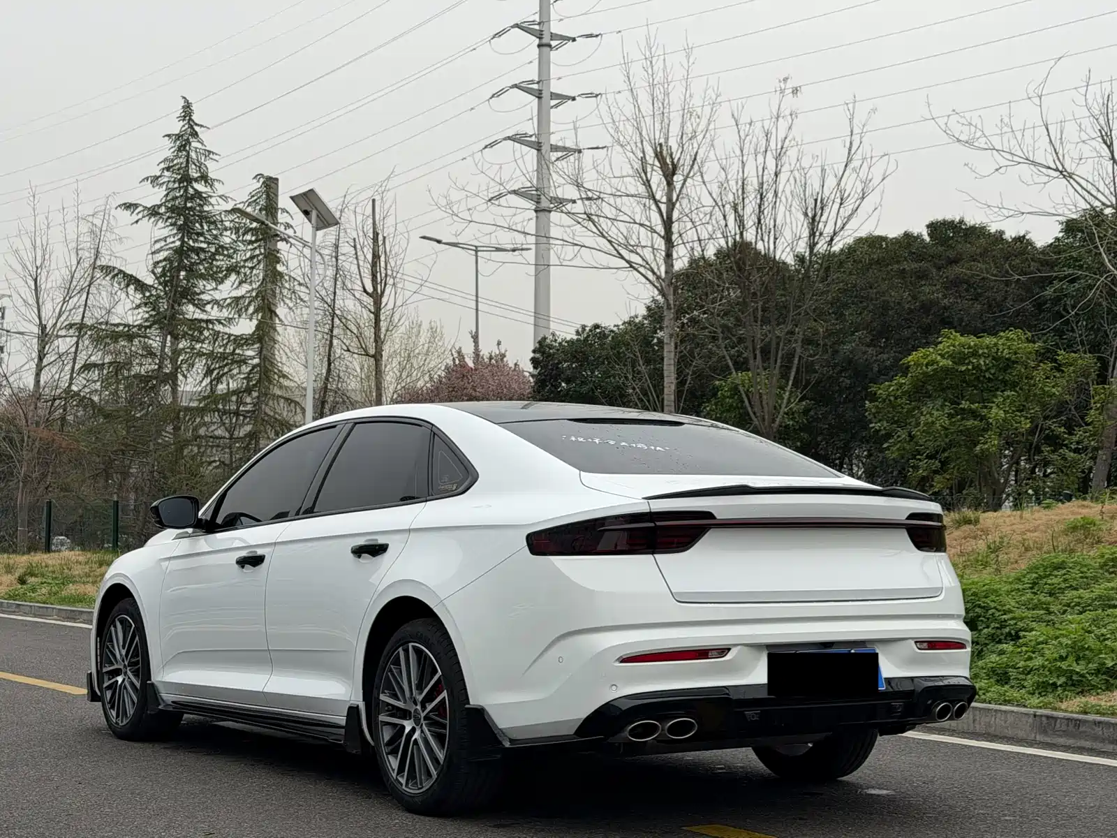 Фото 7 - Geely Preface