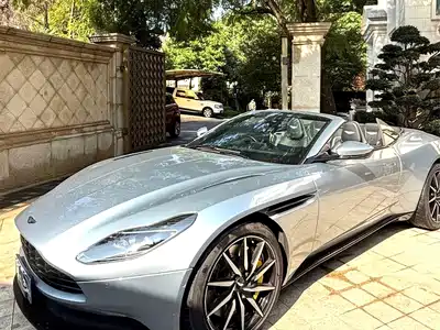Aston Martin V8 Vantage