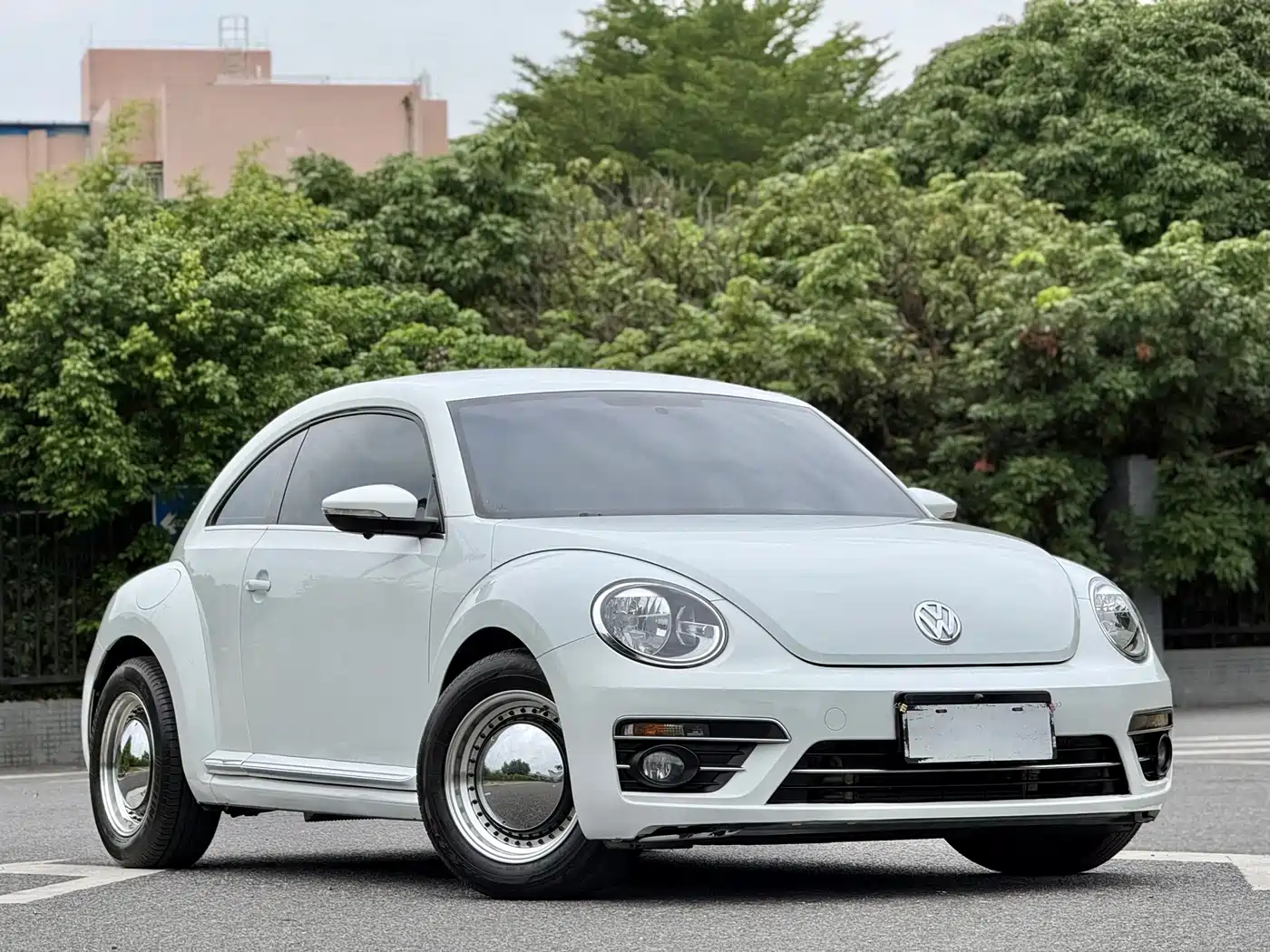 Volkswagen Beetle 2019 2018 180TSI Easy Joy Edition