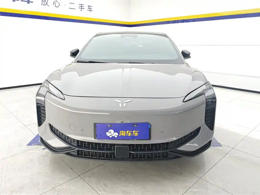 Hongqi EH7 2024 Model 760 Pro+ AWD фото 2