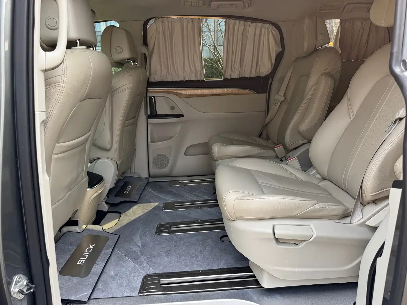 Buick GL8 2017 ES 28T Comfort Type China V фото 17