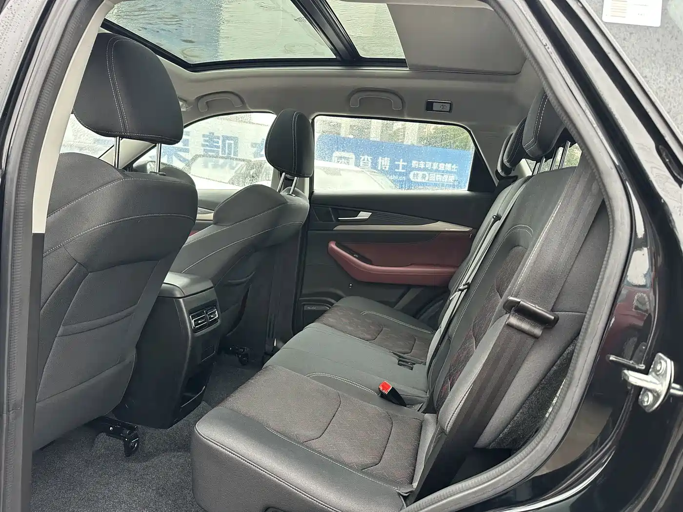 Jetour X70 2024 2023 1.5T DCT Surpass PRO 7-Seater