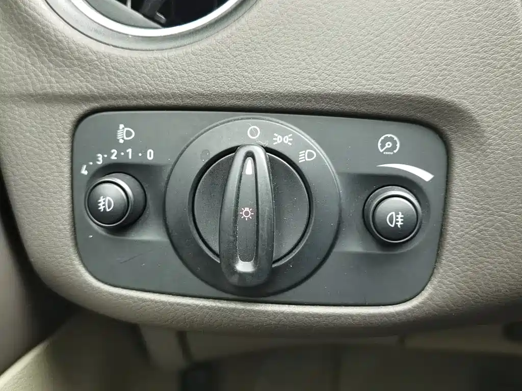 Ford Mondeo Zhisheng 2013 2011 2.3L Fashion