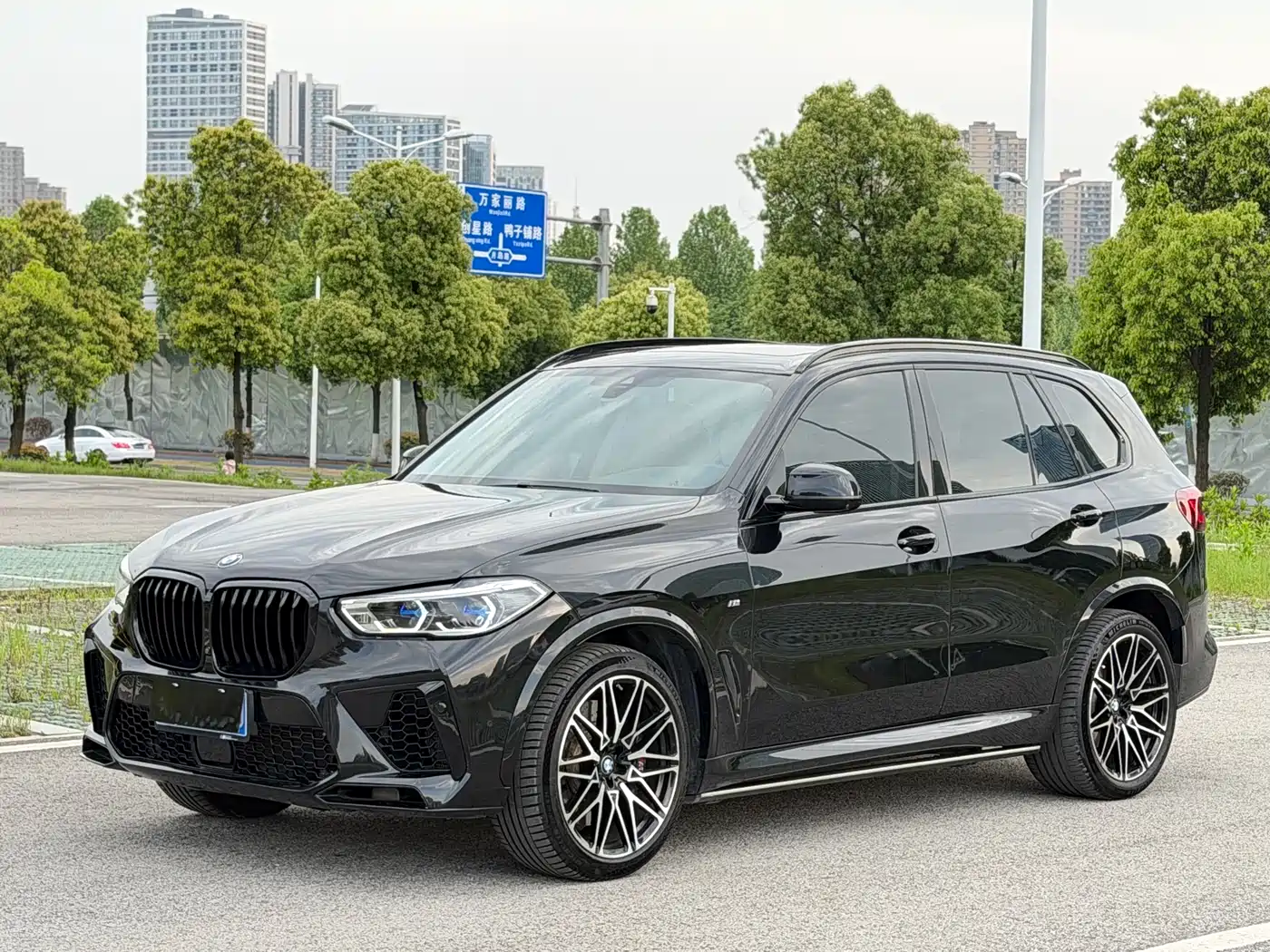 BMW X5 (Import) 2022 xDrive40i M Sport Package