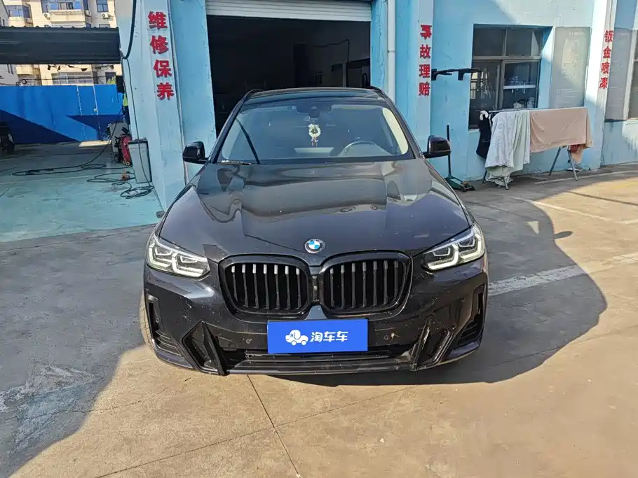 Photo 2 - BMW X3