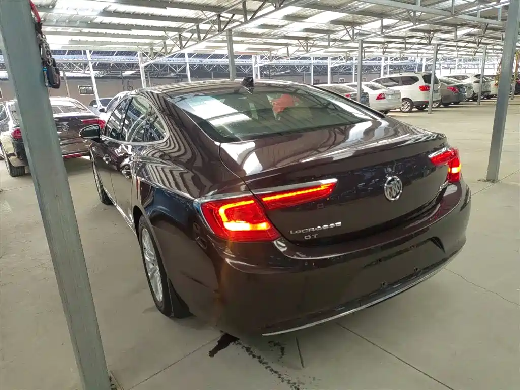 Buick LaCrosse 2016 20T Luxury фото 23