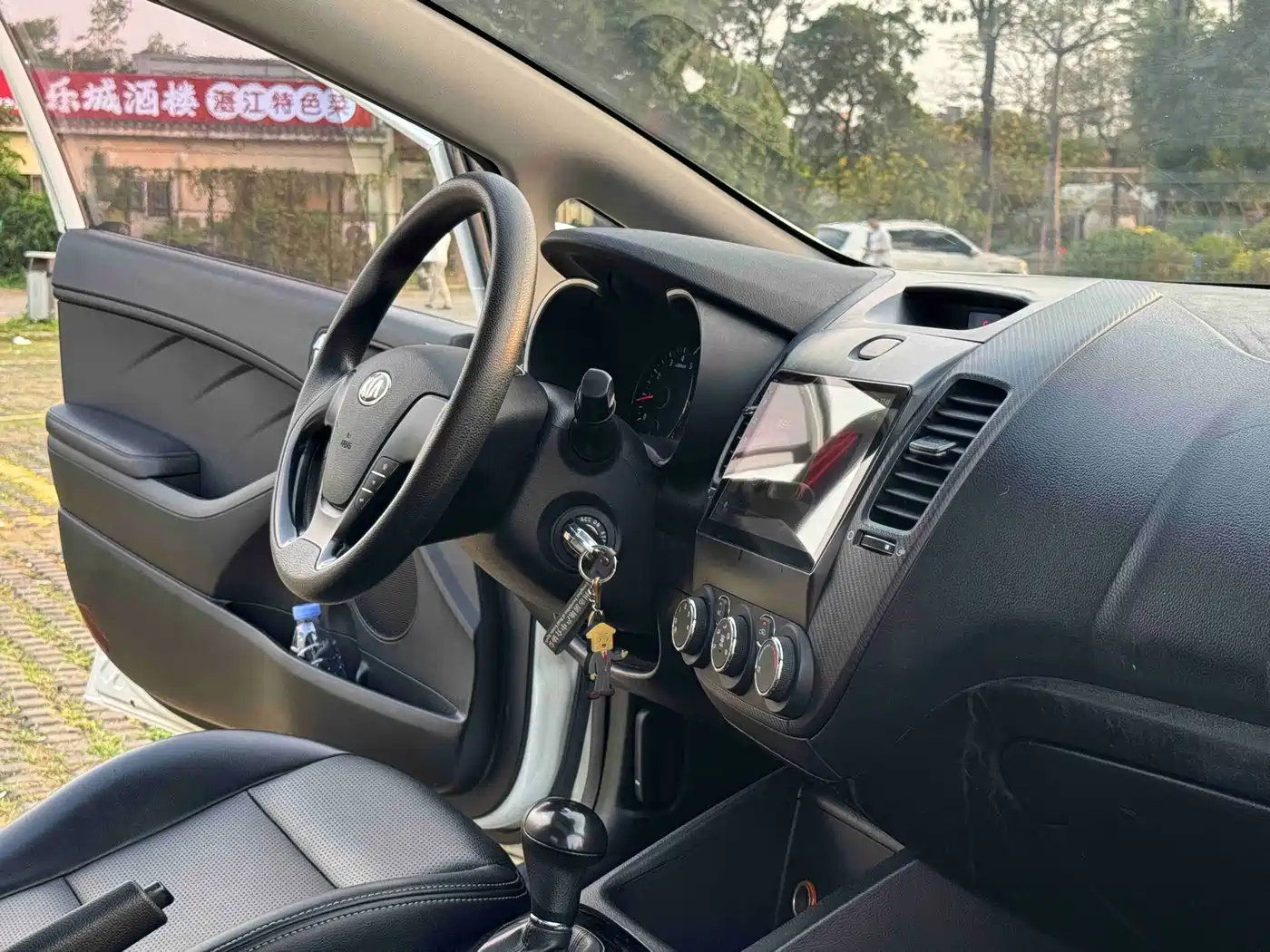 Kia K3 2017 1.6L Automatic 15th Anniversary Special GLS фото 17