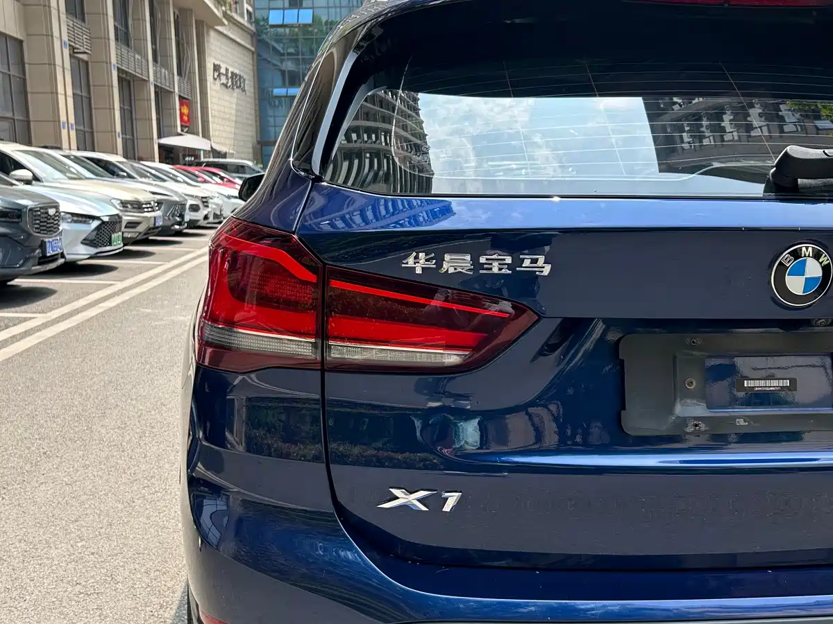 BMW X1 2020 sDrive20Li Premium Edition фото 18
