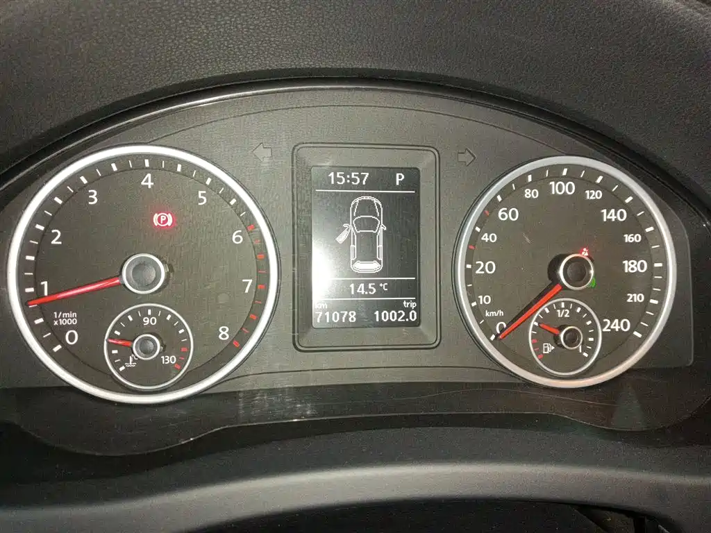 Volkswagen Tiguan 2015 1.8TSI Automatic 2WD Comfortline фото 12