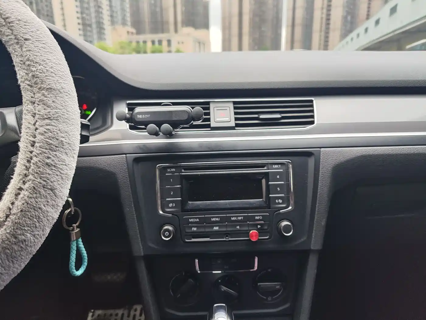 Volkswagen Bora 2016 Model 1.6L Automatic Fashion фото 15
