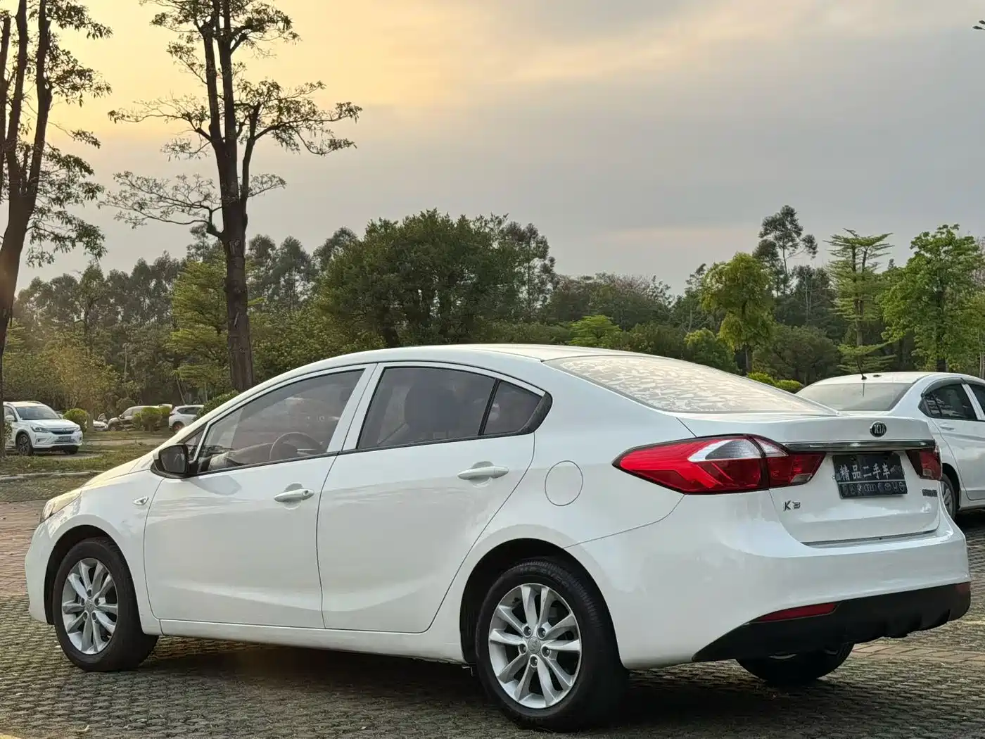Kia K3 2017 1.6L Automatic 15th Anniversary Special GLS фото 6