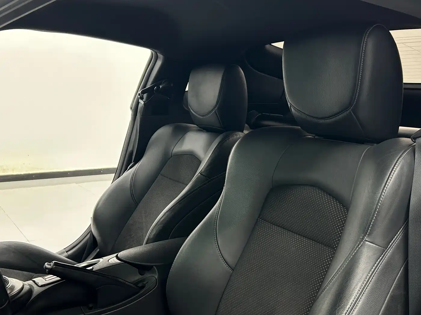 Nissan 370Z 2013 3.7L Coupe фото 15