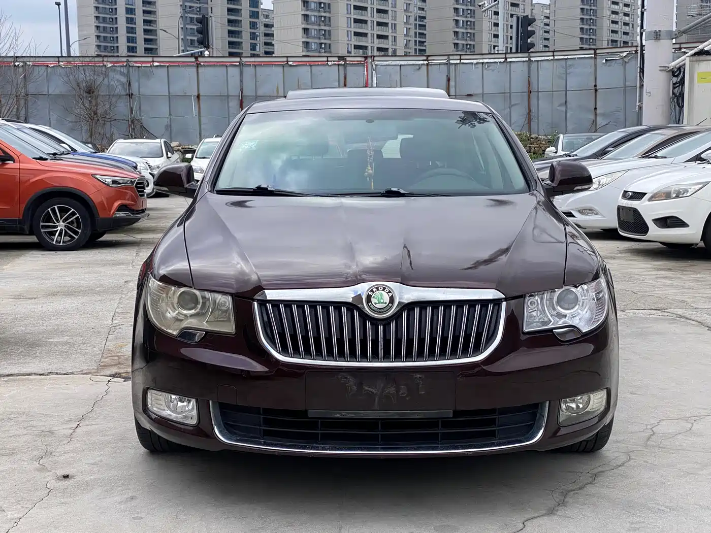 Škoda Superb 2010 1.4TSI DSG Grace Edition фото 2