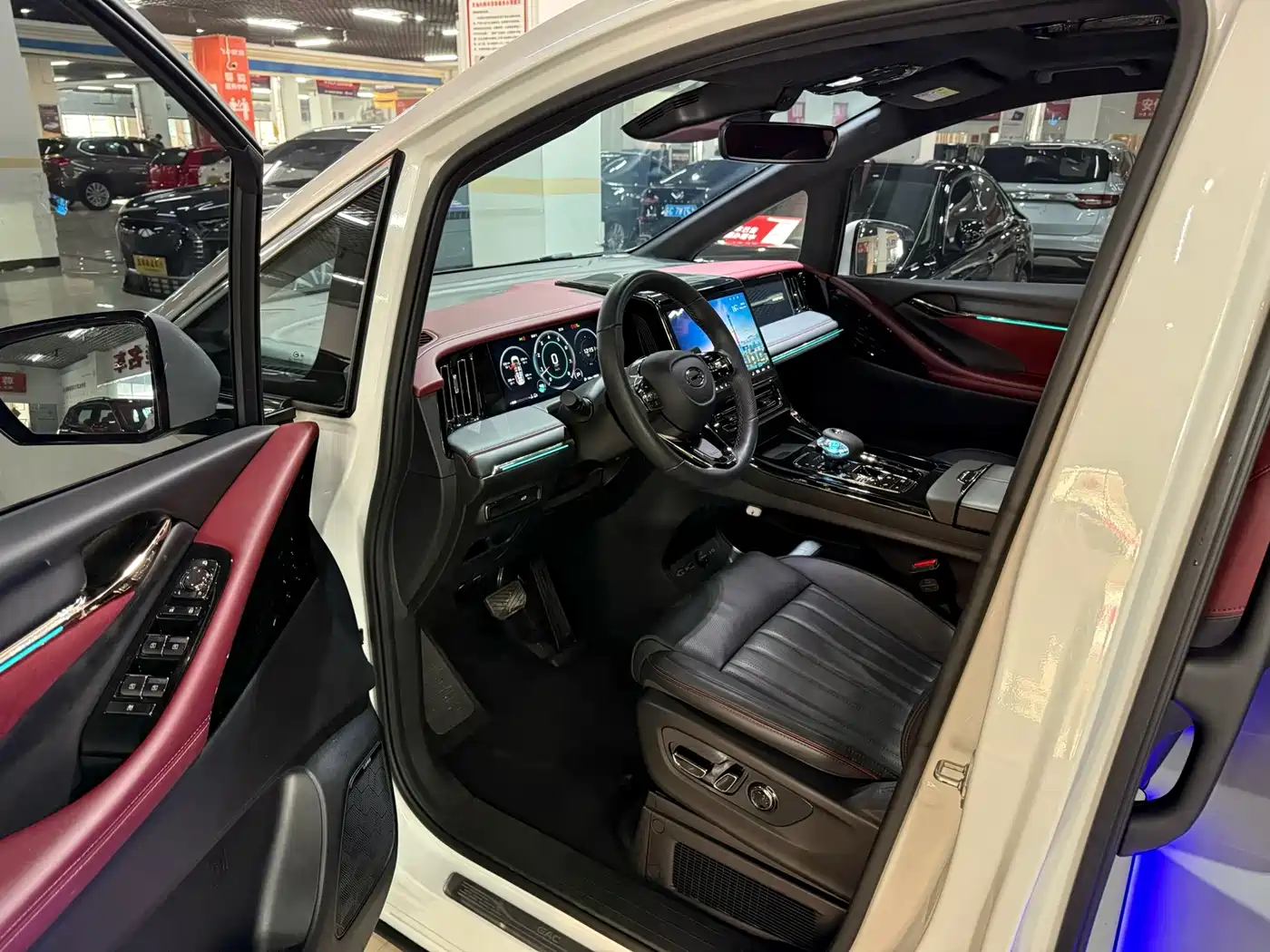 GAC TRUMPCHI TRUMPCHI M8
