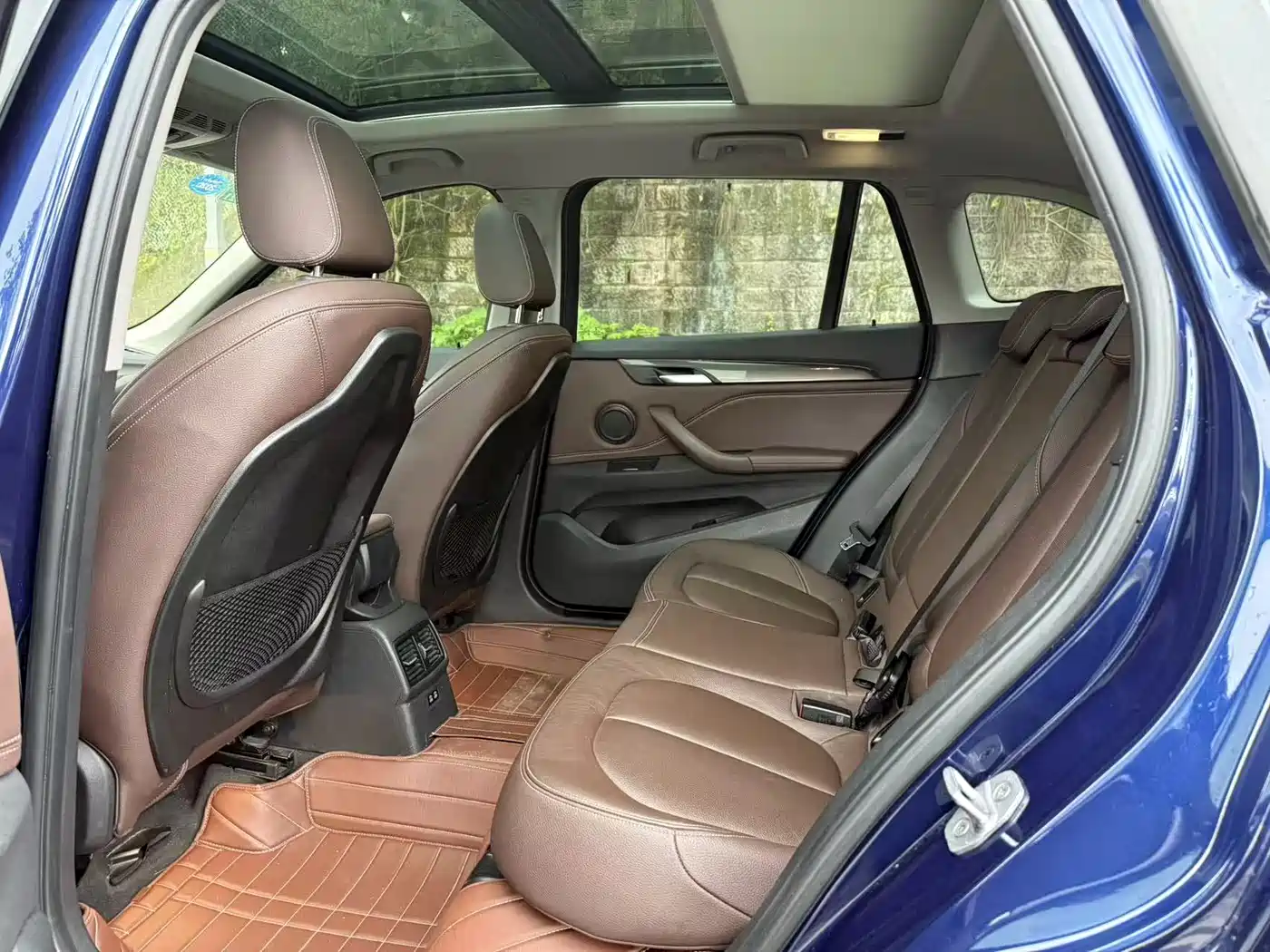 BMW X1 2019 sDrive18Li Premium Model фото 5
