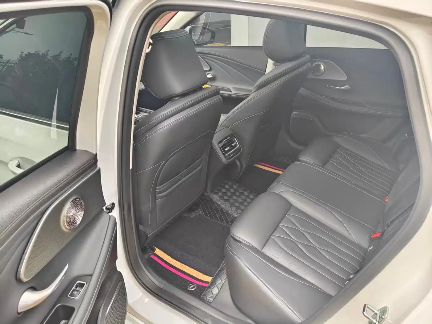 CHERY ARRIZO 8