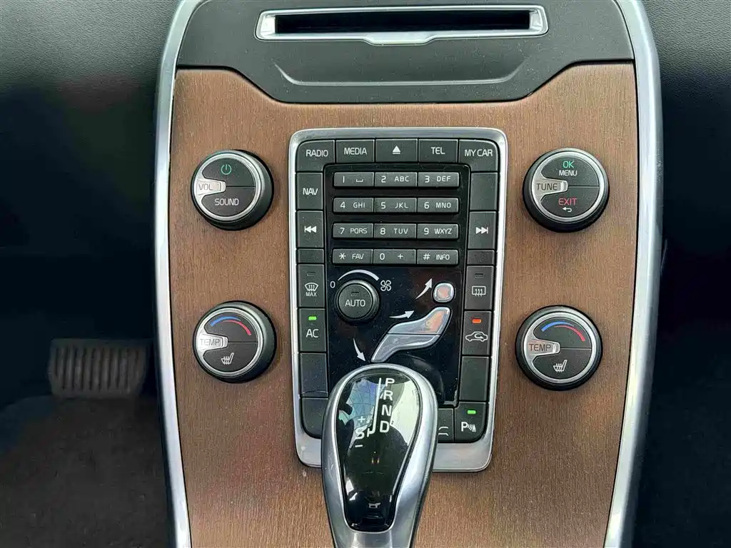 Volvo S80L 2015 2014 2.0T T5 Inscription