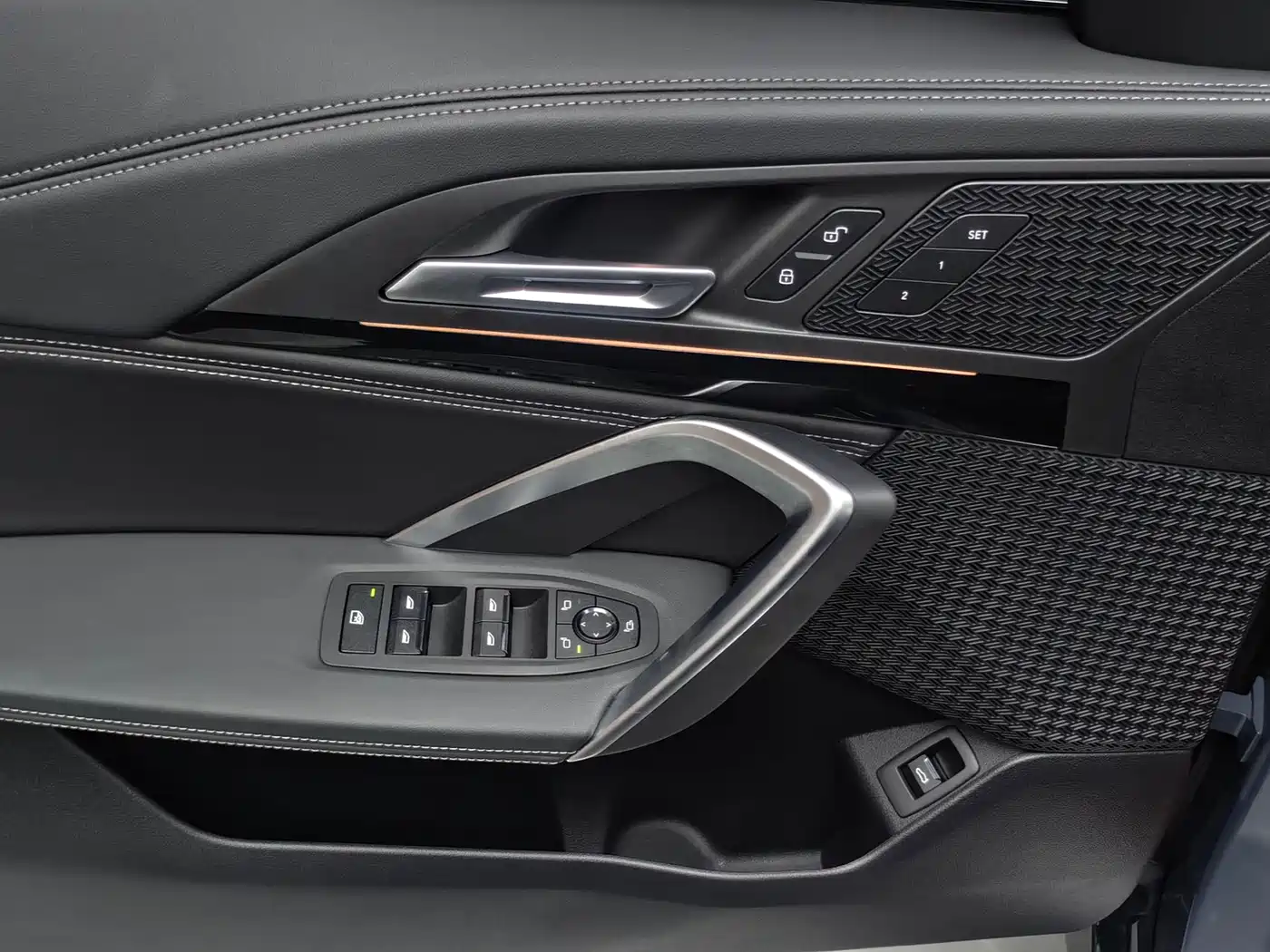 BMW X1 2023 sDrive20Li X Design Package фото 13