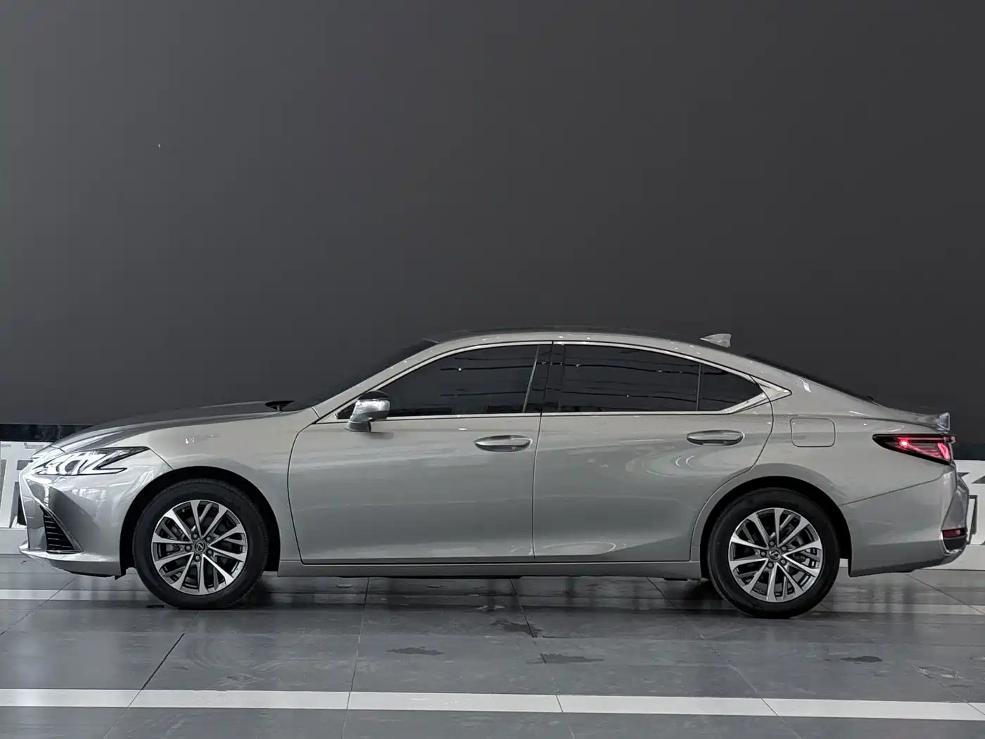 2026 Lexus ES