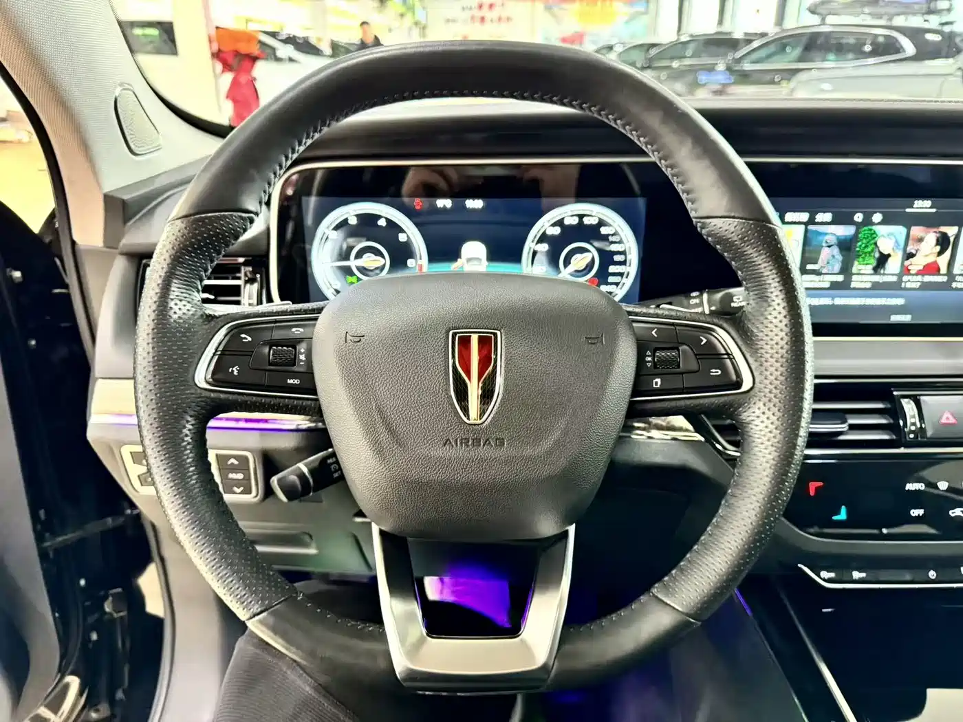 Hongqi HS5 2019 2.0T Smart Connect Enjoy Edition фото 16