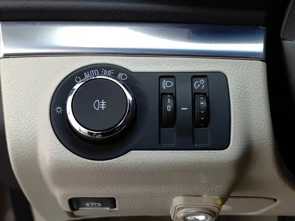 Фото 21 - Buick GL8